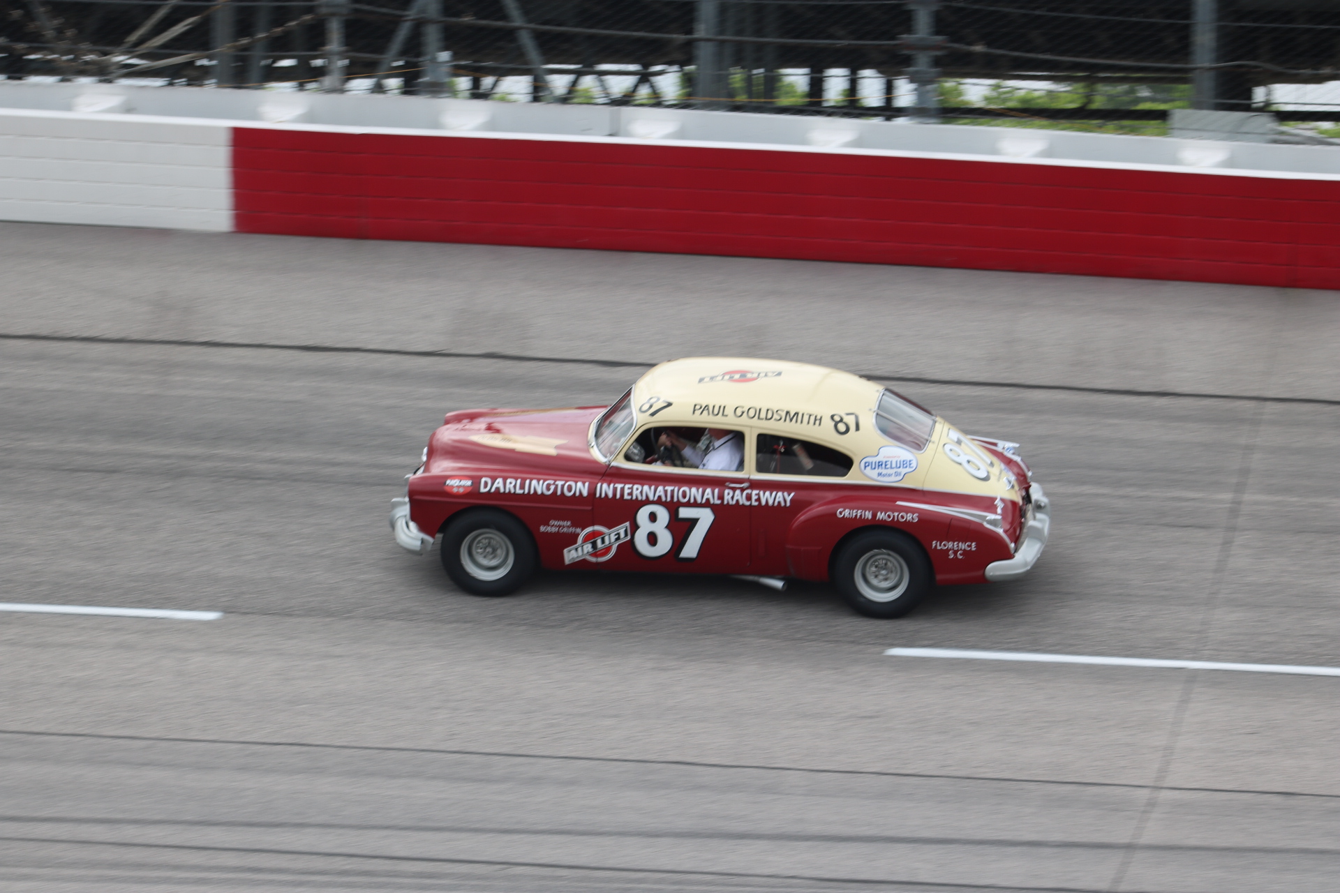 87-Griffin-Sunday-Darlington-Throwback-23